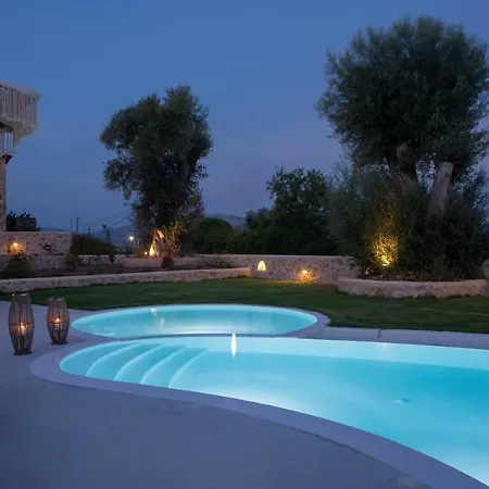 Luxury Happynest * Spasmeni Vrisi