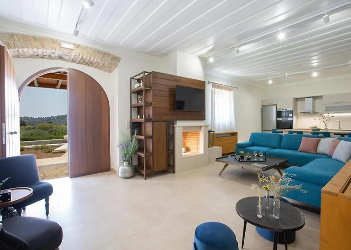 Villa Luxury Happynest Spasmeni Vrisi