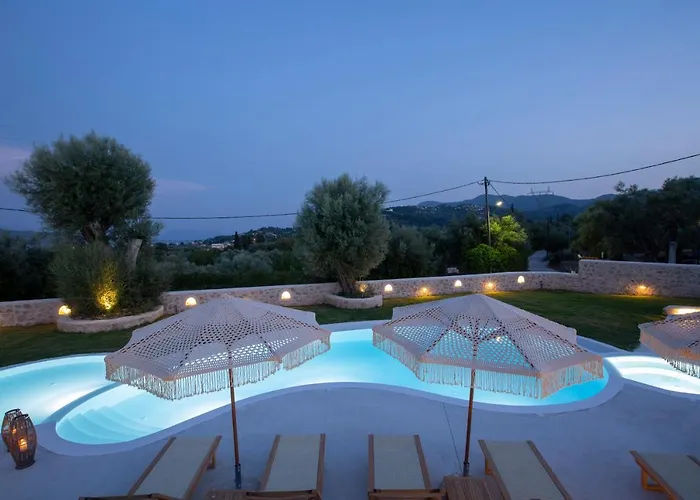 Luxury Happynest Villa Spasmeni Vrisi